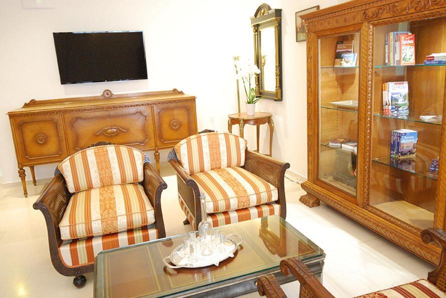Heraklion Center Boutique 3 Bedroom Apartment Penelope Dış mekan fotoğraf