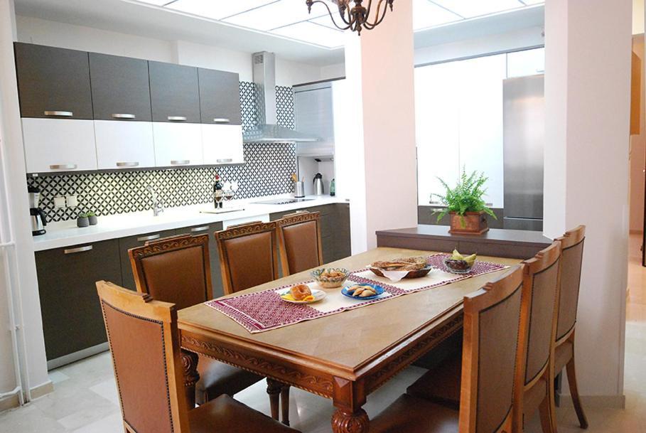 Heraklion Center Boutique 3 Bedroom Apartment Penelope Dış mekan fotoğraf
