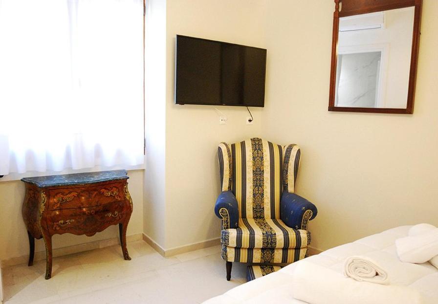 Heraklion Center Boutique 3 Bedroom Apartment Penelope Dış mekan fotoğraf