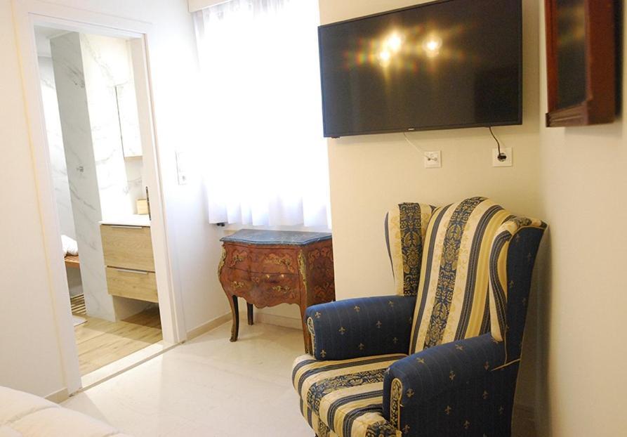 Heraklion Center Boutique 3 Bedroom Apartment Penelope Dış mekan fotoğraf