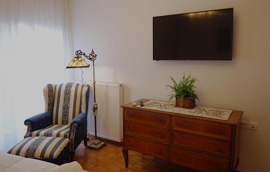 Heraklion Center Boutique 3 Bedroom Apartment Penelope Dış mekan fotoğraf